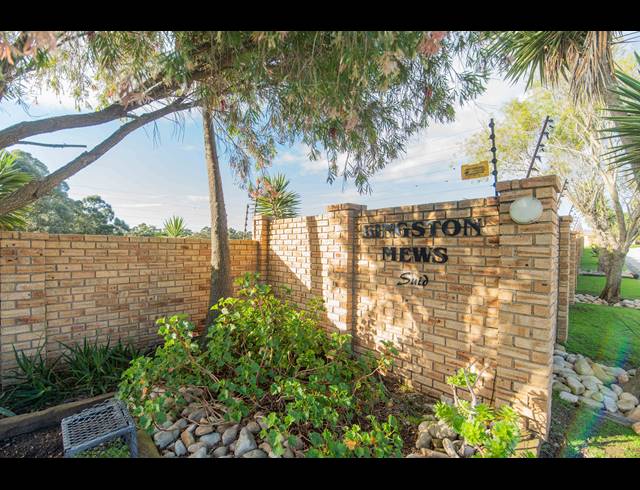 2 BEDROOM TOWNHOUSE FOR SALE IN GLENROY PARK